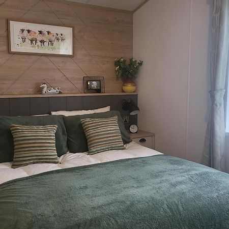 Honeycomb Lodge - Holiday Home 5 Min From Padstow Εξωτερικό φωτογραφία