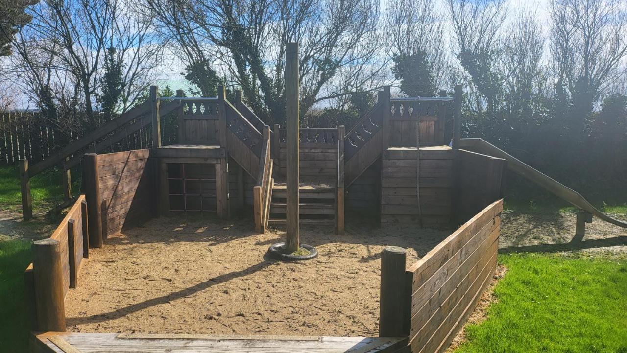 Honeycomb Lodge - Holiday Home 5 Min From Padstow Εξωτερικό φωτογραφία